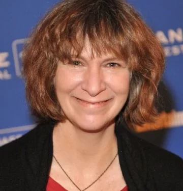 Amanda Plummer