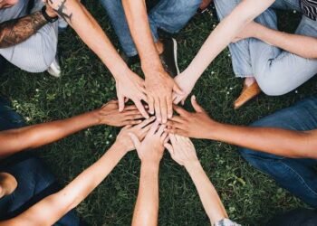 The Best Outdoor Team Building Activities in Singapore 2022