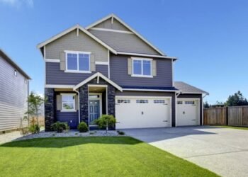 7 Helpful Hints Your Home May Need Siding Replacement