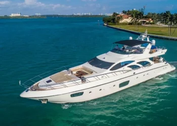 yacht charters in west palm beach