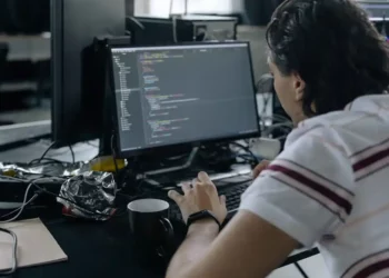 [pii_email_066f1e5f1e4576b47760]