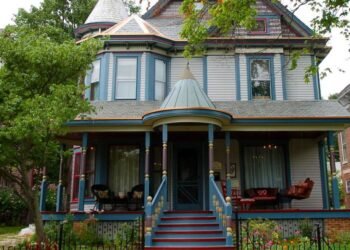 Renting a Historic Home Unique Features and Challenges